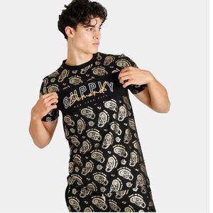 NEW. SUPPLY AND DEMAND Paisley Shine T-Shirt. Black/Gold. Size XL.